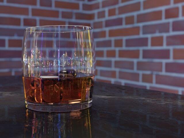 Whiskey Gentleman Jack ve sklenici