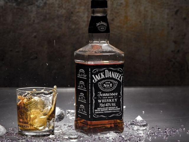 lahev Jack Daniel's Tennessee whiskey