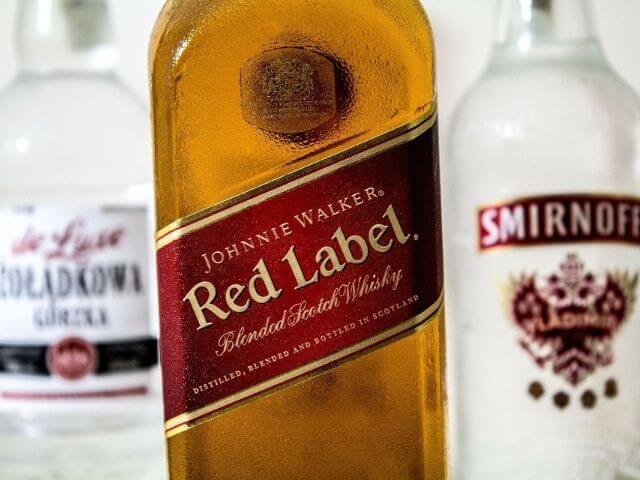 láhev Johnnie Walker Red Label