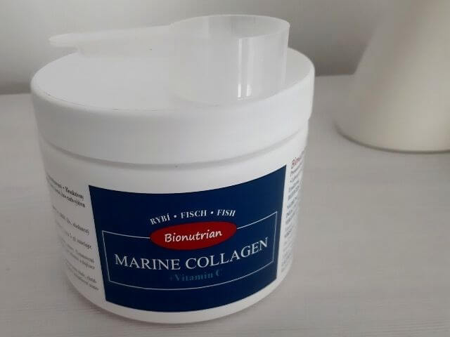 Marine Collagen je dodáván v uzavíratelné krabičce s praktickou odměrkou, podle které můžete určit denní dávku