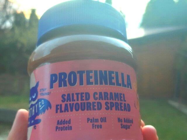 Proteinella s příchutí slaného karamelu